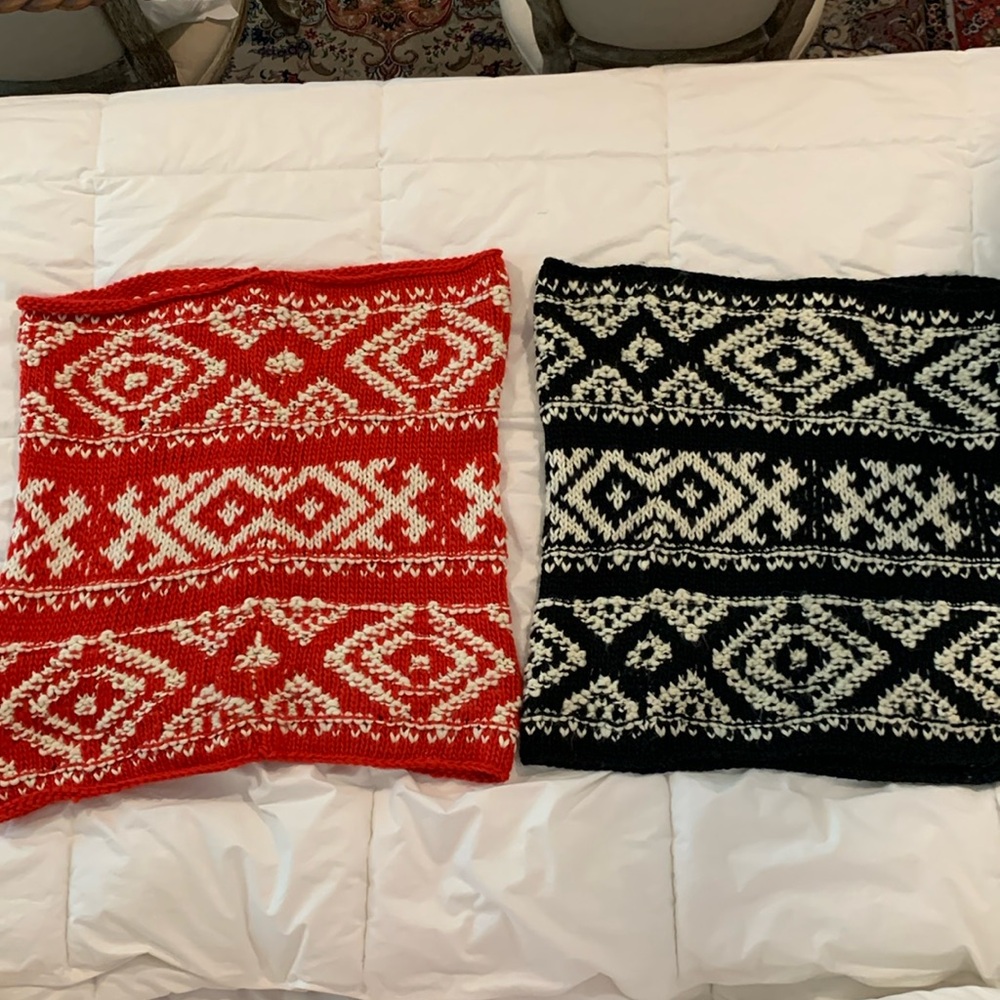 Gap infinity scarves, 2 of them. Red & White & Black & White.